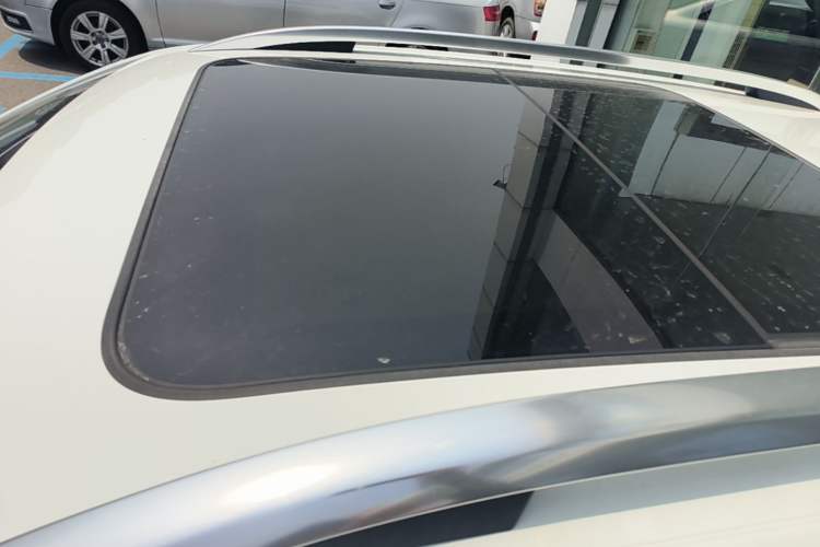Used Volkswagen Tacqua 2023 200TSI DSG Joy-Connect Edition Roof