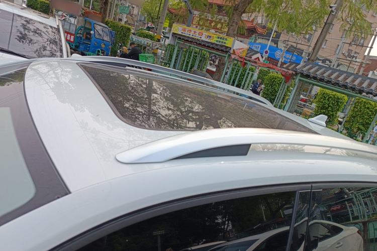 Used Volkswagen Tacqua 2023 200TSI DSG Joy-Connect Edition Roof