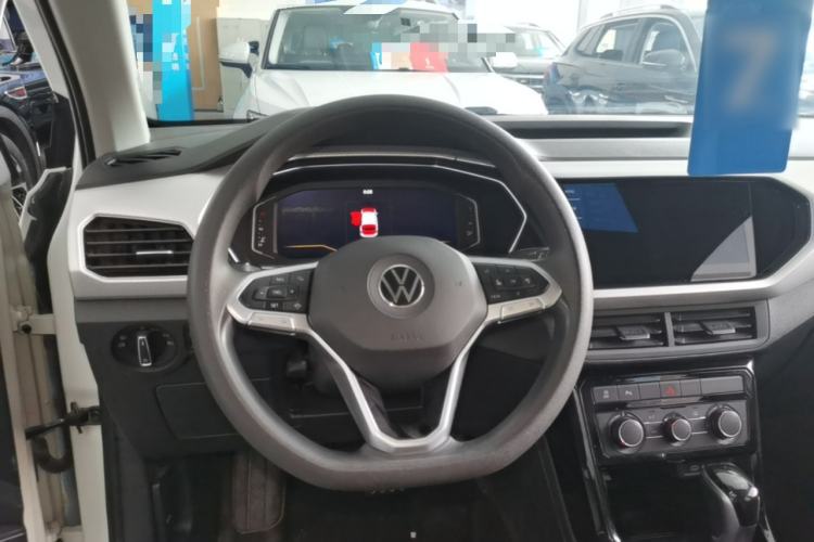 Used Volkswagen Tacqua 2023 200TSI DSG Joy-Connect Edition Steering Wheel