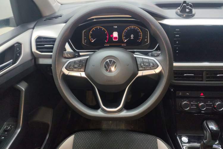 Used Volkswagen Tacqua 2023 200TSI DSG Joy-Connect Edition Steering Wheel