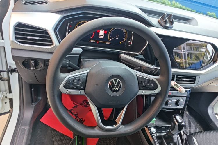 Used Volkswagen Tacqua 2023 200TSI DSG Joy-Connect Edition Steering Wheel
