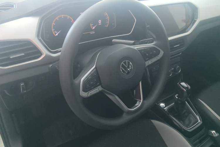 Used Volkswagen Tacqua 2023 200TSI DSG Joy-Connect Edition Steering Wheel