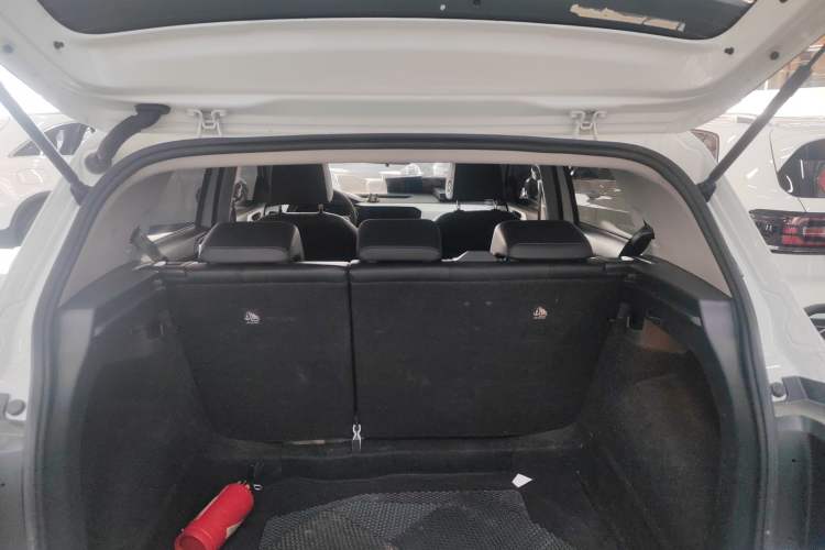Used Volkswagen Tacqua 2023 200TSI DSG Joy-Connect Edition Trunk