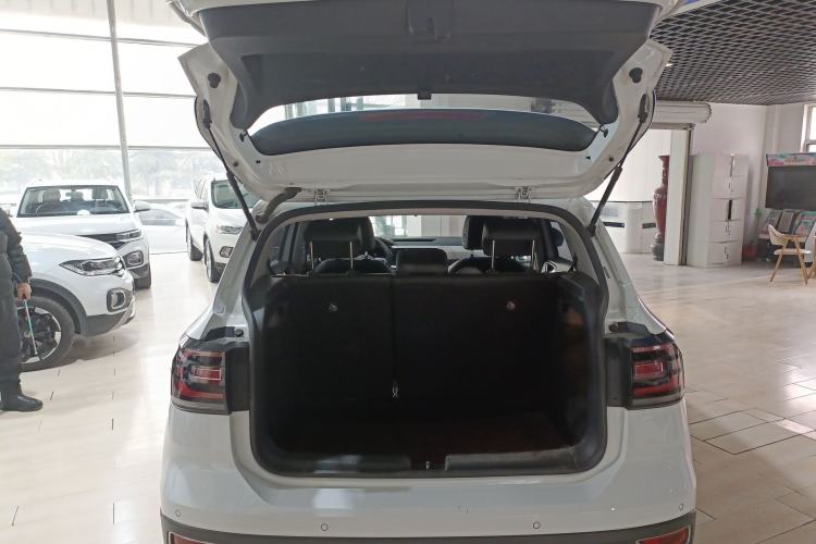 Used Volkswagen Tacqua 2023 200TSI DSG Joy-Connect Edition Trunk