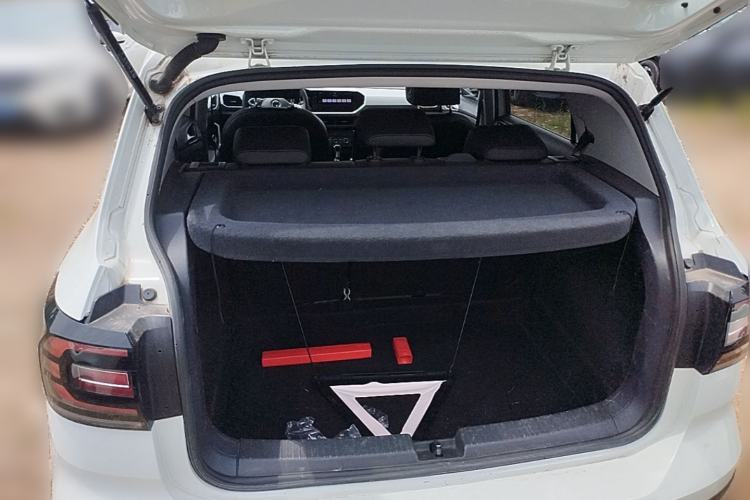Used Volkswagen Tacqua 2023 200TSI DSG Joy-Connect Edition Trunk