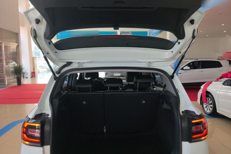 Used Volkswagen Tacqua 2023 200TSI DSG Joy-Connect Edition Trunk