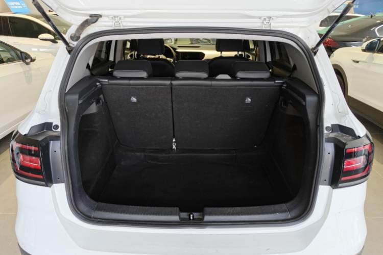 Used Volkswagen Tacqua 2023 200TSI DSG Joy-Connect Edition Trunk