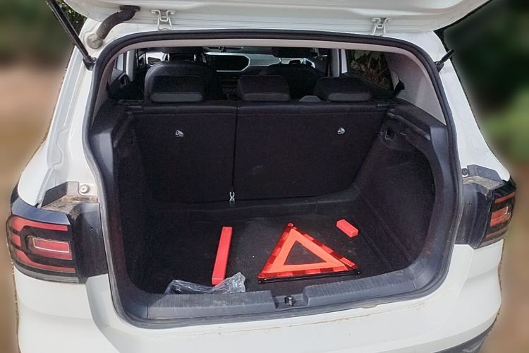 Used Volkswagen Tacqua 2023 200TSI DSG Joy-Connect Edition Trunk