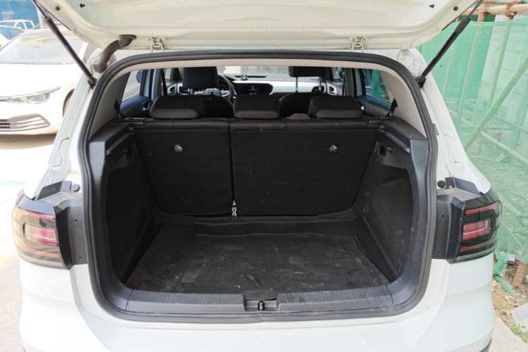Used Volkswagen Tacqua 2023 200TSI DSG Joy-Connect Edition Trunk