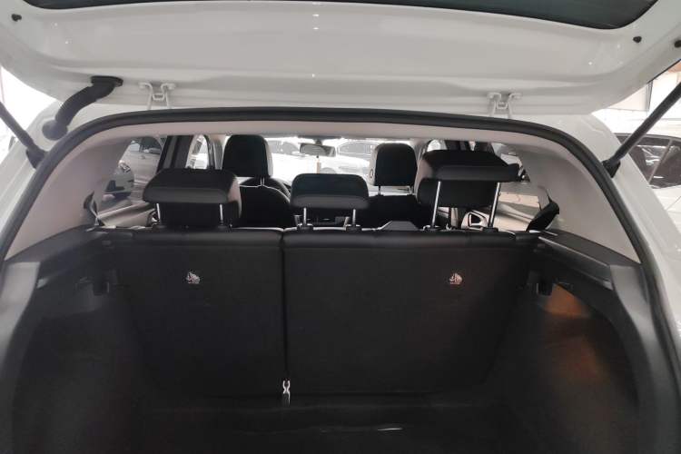 Used Volkswagen Tacqua 2023 200TSI DSG Joy-Connect Edition Trunk