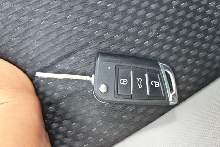 Used Volkswagen Tacqua 2023 200TSI DSG Joy-Connect Edition Vehicle Key