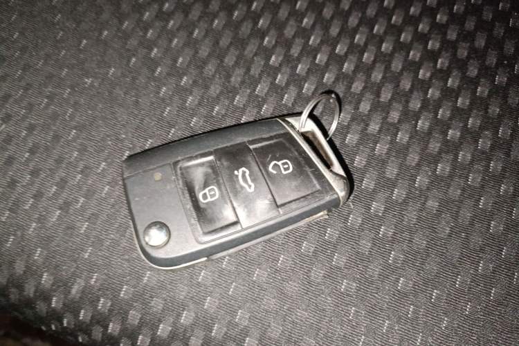 Used Volkswagen Tacqua 2023 200TSI DSG Joy-Connect Edition Vehicle Key