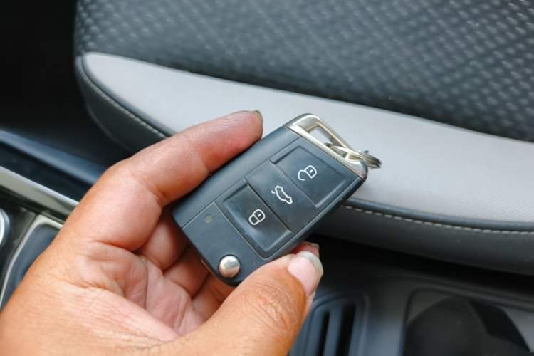 Used Volkswagen Tacqua 2023 200TSI DSG Joy-Connect Edition Vehicle Key