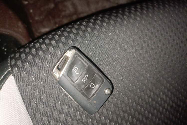 Used Volkswagen Tacqua 2023 200TSI DSG Joy-Connect Edition Vehicle Key