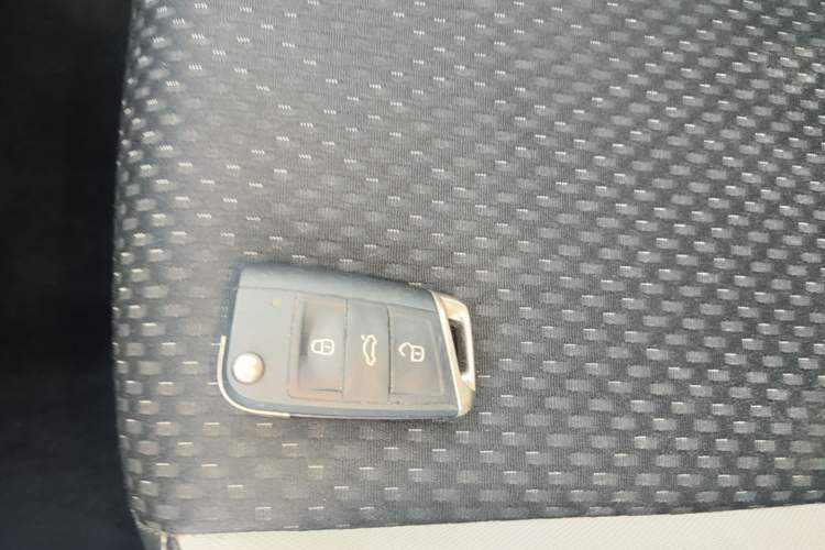 Used Volkswagen Tacqua 2023 200TSI DSG Joy-Connect Edition Vehicle Key