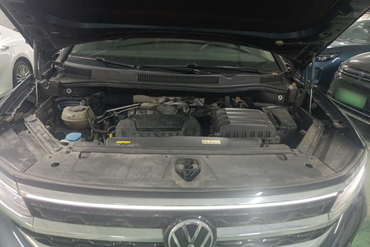 Used Volkswagen Talagon 2021 330TSI Two-Wheel-Drive Luxury Edition – Scenic Version Engine Bay