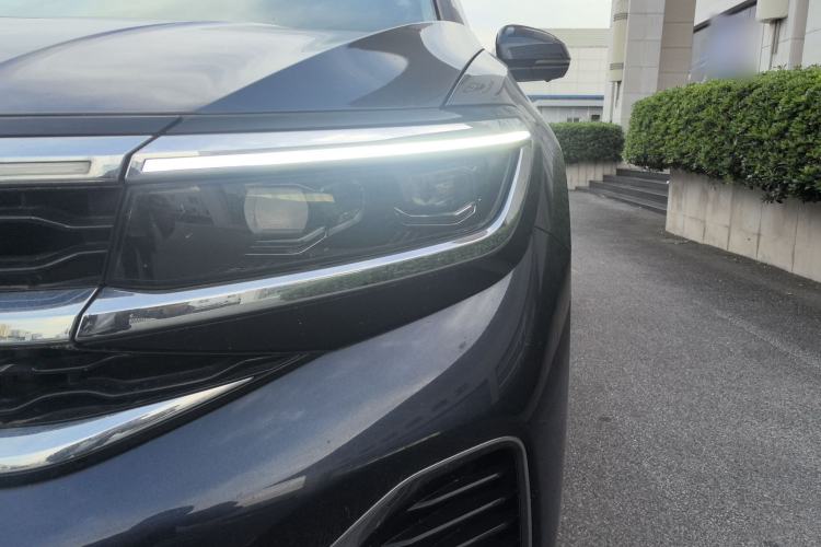 Used Volkswagen Talagon 2021 330TSI Two-Wheel-Drive Luxury Edition – Scenic Version Left Front Headlight