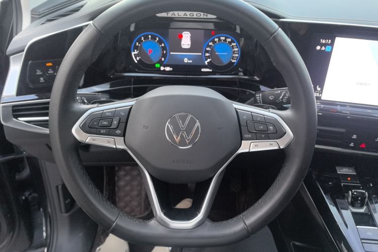Used Volkswagen Talagon 2021 330TSI Two-Wheel-Drive Luxury Edition – Scenic Version Steering Wheel