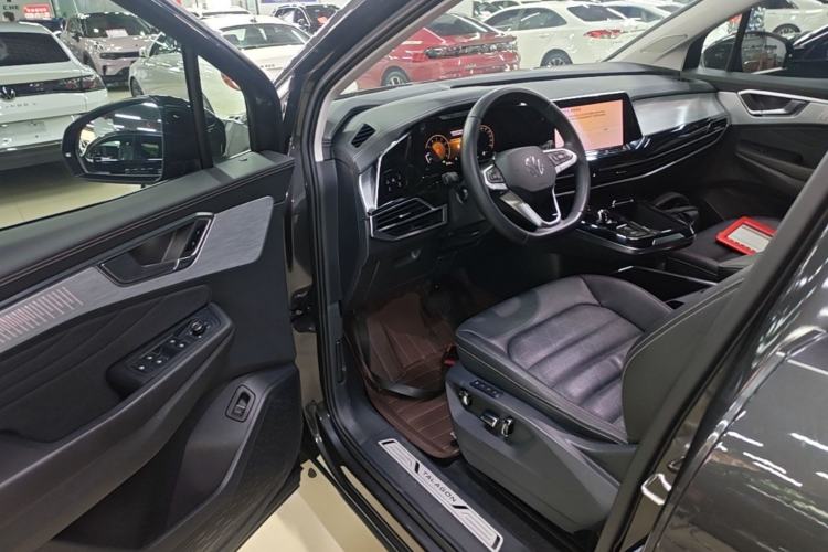 Used Volkswagen Talagon 2021 330TSI Two-Wheel-Drive Luxury Edition – Scenic Version Driver Seat