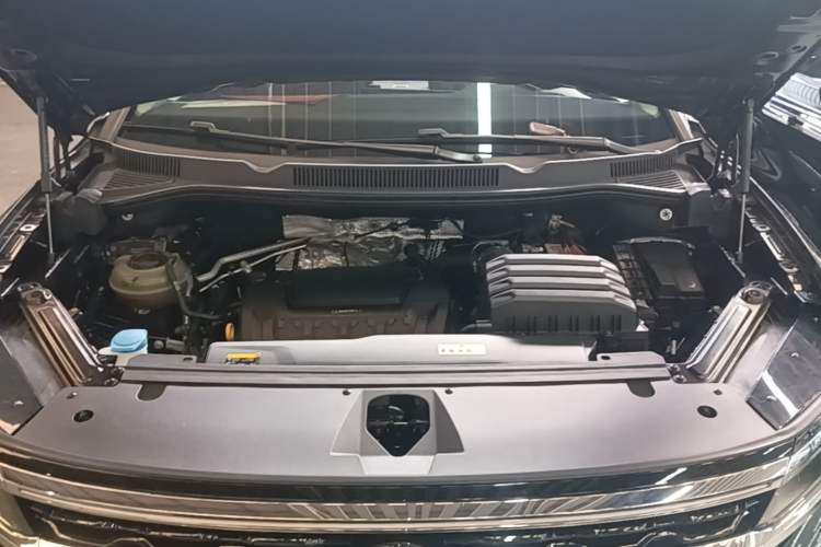 Used Volkswagen Talagon 2021 380TSI Four-Wheel Drive Luxury Premium Edition Pro Engine Bay