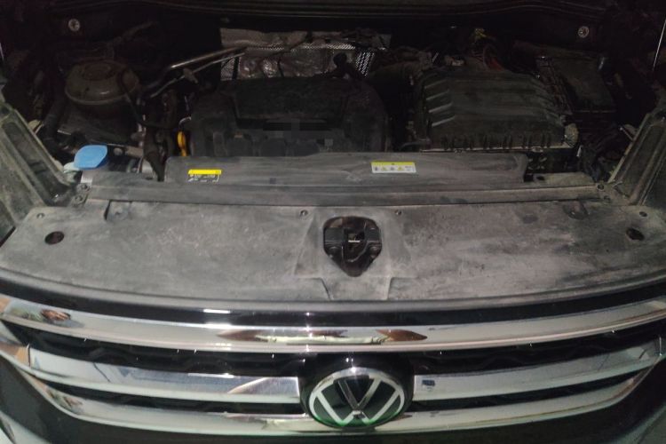 Used Volkswagen Talagon 2021 330TSI Two-Wheel-Drive Luxury Edition – Scenic Version Engine Bay