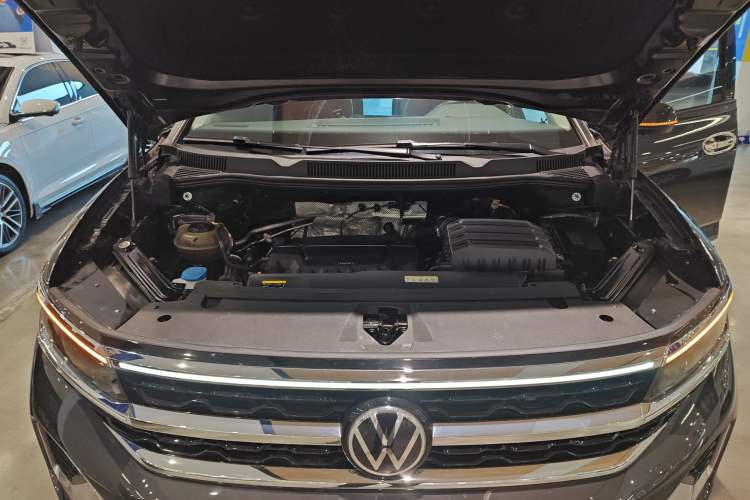 Used Volkswagen Talagon 2021 380TSI Four-Wheel Drive Flagship Version Engine Bay