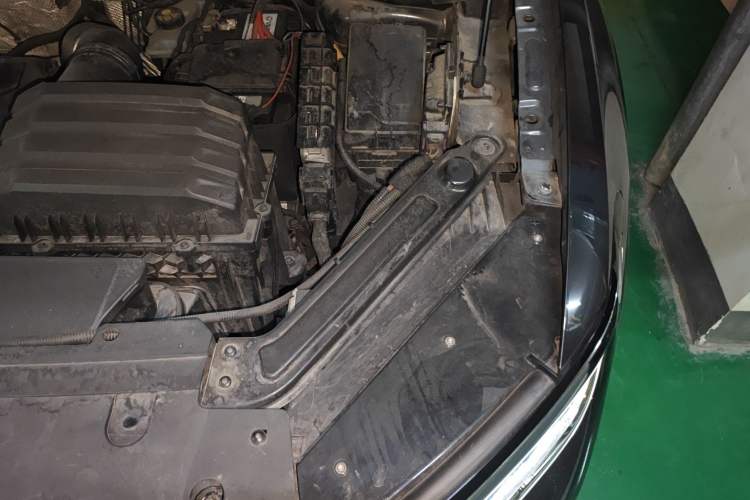 Used Volkswagen Talagon 2021 380TSI Four-Wheel Drive Flagship Version Engine Bay Left