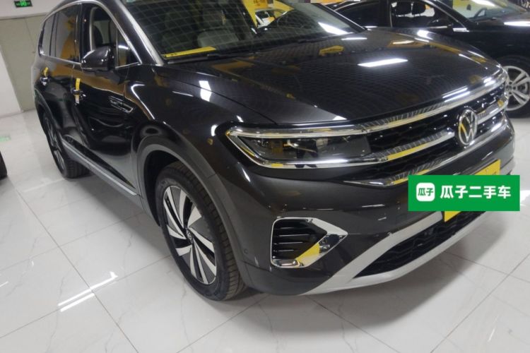 Used Volkswagen Talagon 2021 380TSI Four-Wheel Drive Luxury Premium Edition Pro Front Right 45 Deg