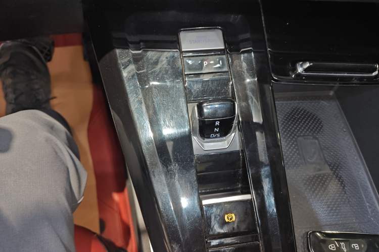Used Volkswagen Talagon 2021 380TSI Four-Wheel Drive Flagship Version Gear Lever