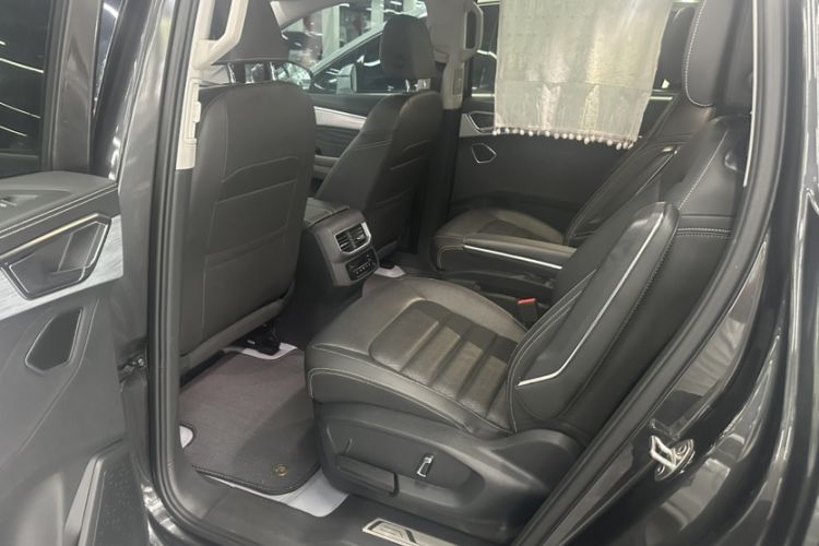 Used Volkswagen Talagon 2021 330TSI Two-Wheel-Drive Luxury Edition – Scenic Version Interior 2