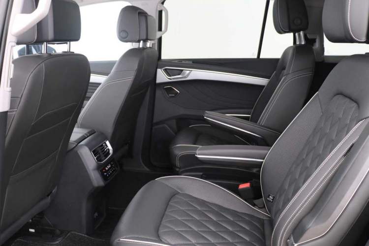 Used Volkswagen Talagon 2021 530TSI Four-Wheel Drive Flagship Shengjing Edition Pro Interior 5
