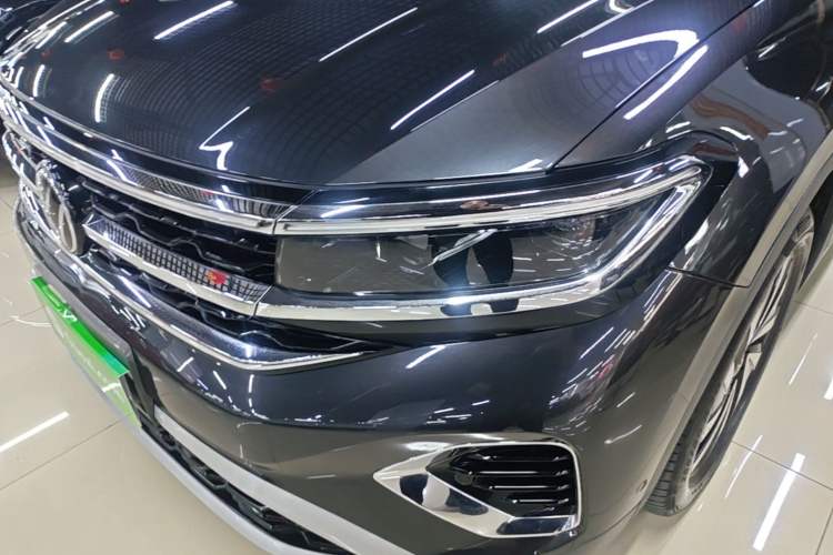 Used Volkswagen Talagon 2021 330TSI Two-Wheel-Drive Luxury Edition – Scenic Version Left Front Headlight