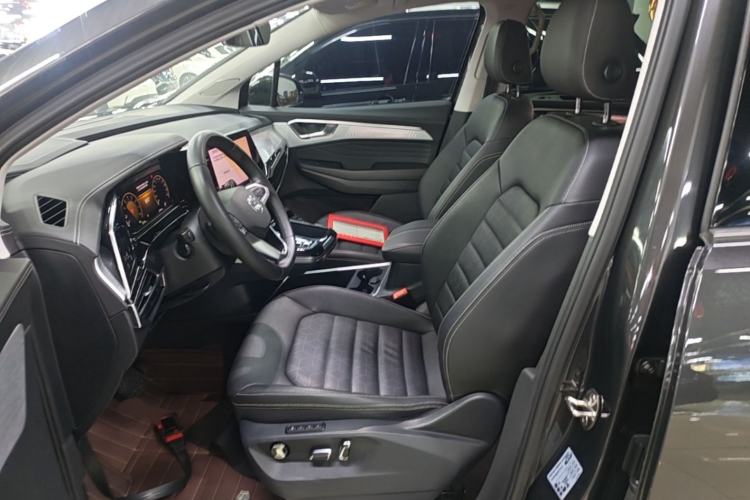 Used Volkswagen Talagon 2021 330TSI Two-Wheel-Drive Luxury Edition – Scenic Version Left Front Seat