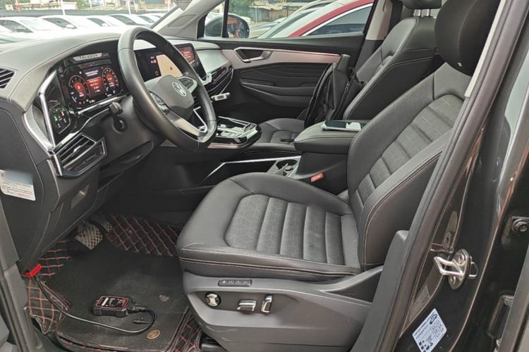 Used Volkswagen Talagon 2021 330TSI Two-Wheel-Drive Luxury Edition – Scenic Version Left Front Seat