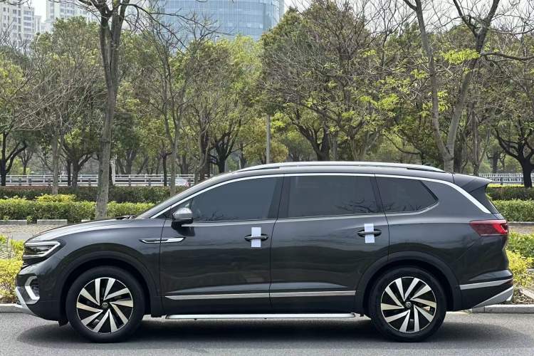 Used Volkswagen Talagon 2021 330TSI Two-Wheel-Drive Luxury Edition – Scenic Version Left Front Seat