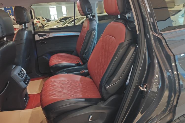 Used Volkswagen Talagon 2021 380TSI Four-Wheel Drive Flagship Version Left Rear Seat