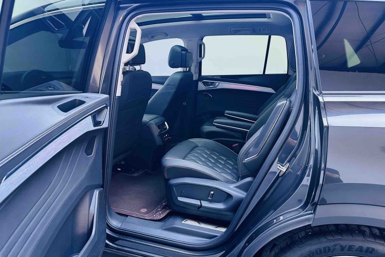 Used Volkswagen Talagon 2021 530TSI Four-Wheel Drive Flagship Shengjing Edition Pro Left Rear Seat