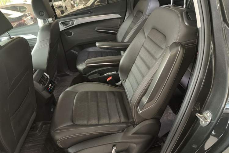 Used Volkswagen Talagon 2021 380TSI Four-Wheel Drive Luxury Premium Edition Pro Left Rear Seat