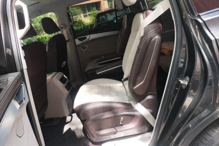 Used Volkswagen Talagon 2021 380TSI Four-Wheel Drive R-Line Touareg Edition Left Rear Seat