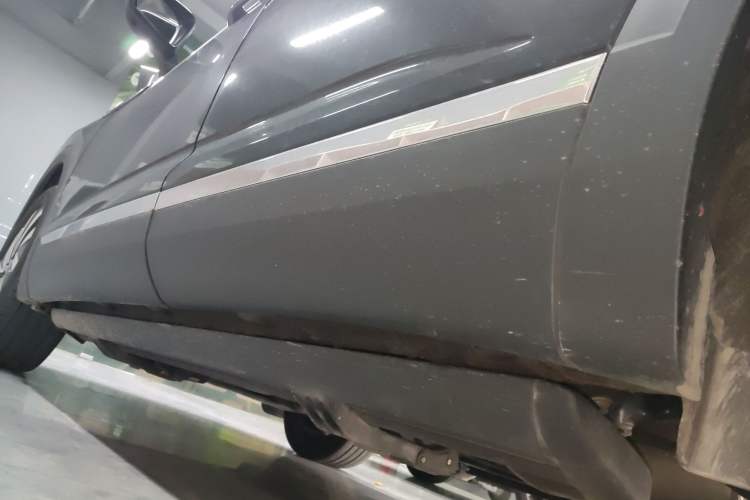 Used Volkswagen Talagon 2021 380TSI Four-Wheel Drive Luxury Premium Edition Pro Left Side Sill