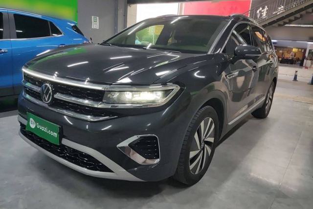 Ojetý Volkswagen Talagon 2021 380TSI Four-Wheel Drive Luxury Premium Edition Pro