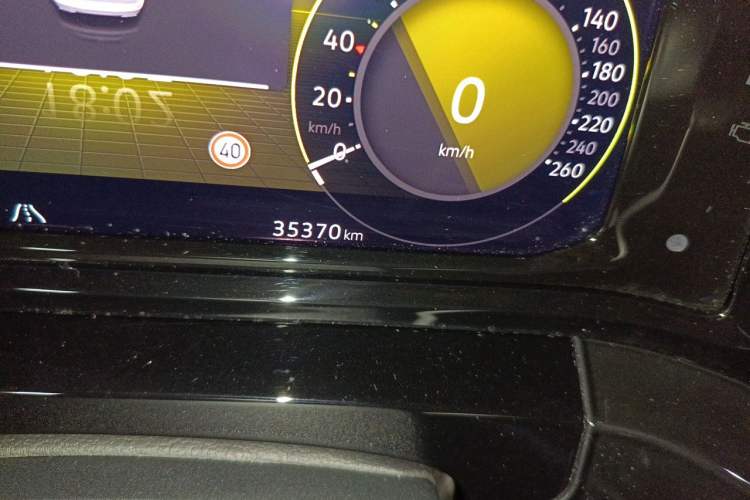 Used Volkswagen Talagon 2021 380TSI Four-Wheel Drive Luxury Premium Edition Pro Odometer Close Up