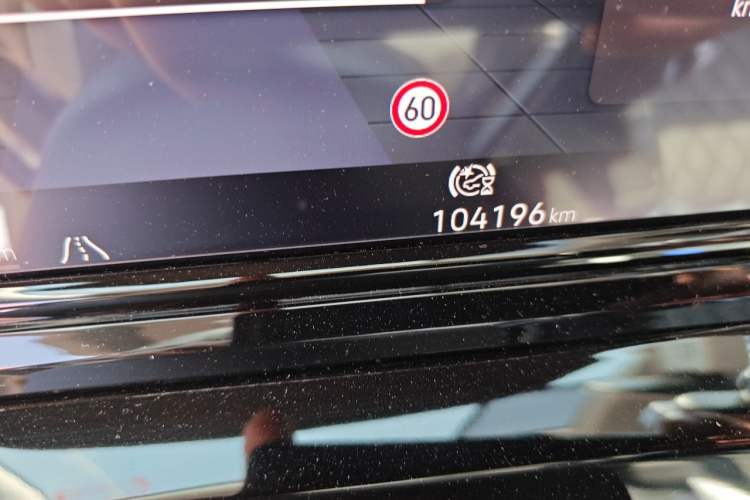 Used Volkswagen Talagon 2021 530TSI Four-Wheel Drive Flagship Shengjing Edition Pro Odometer Close Up