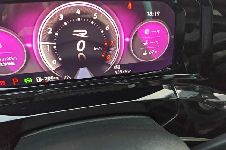 Used Volkswagen Talagon 2021 380TSI Four-Wheel Drive Luxury Premium Edition Pro Odometer Close Up