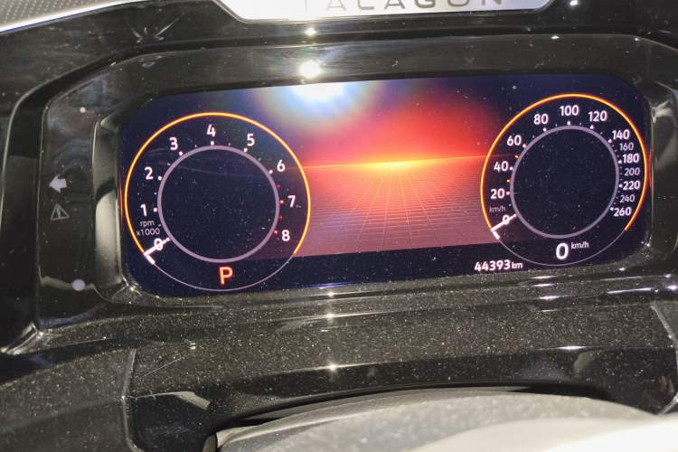 Used Volkswagen Talagon 2021 380TSI Four-Wheel Drive Luxury Premium Edition Pro Odometer Close Up