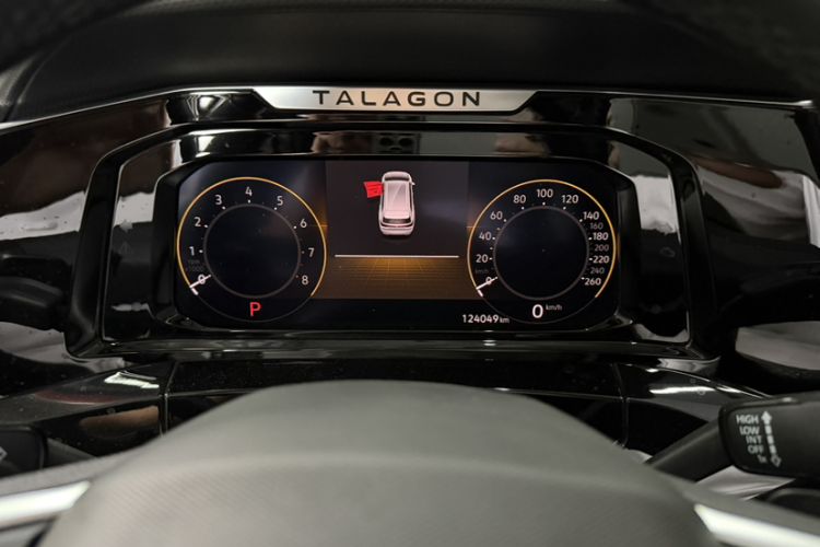 Used Volkswagen Talagon 2021 380TSI Four-Wheel Drive Flagship Version Odometer Close Up