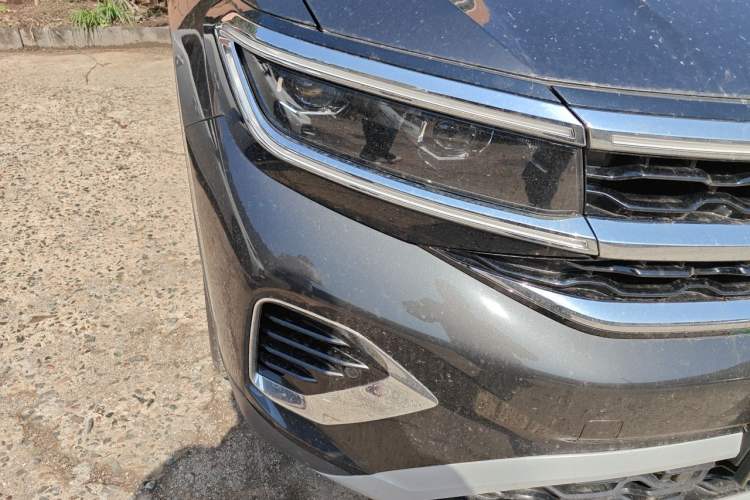 Used Volkswagen Talagon 2021 530TSI Four-Wheel Drive Flagship Shengjing Edition Pro Right Front Headlight