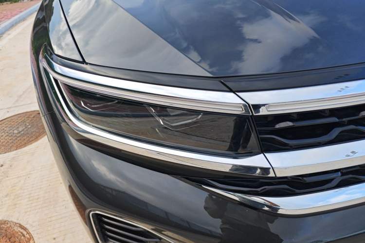 Used Volkswagen Talagon 2021 380TSI Four-Wheel Drive Luxury Premium Edition Pro Right Front Headlight