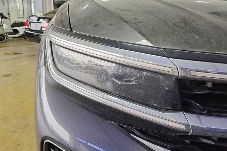 Used Volkswagen Talagon 2021 530TSI Four-Wheel Drive Flagship Shengjing Edition Pro Right Front Headlight
