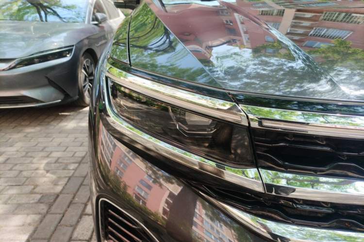 Used Volkswagen Talagon 2021 380TSI Four-Wheel Drive R-Line Touareg Edition Right Front Headlight